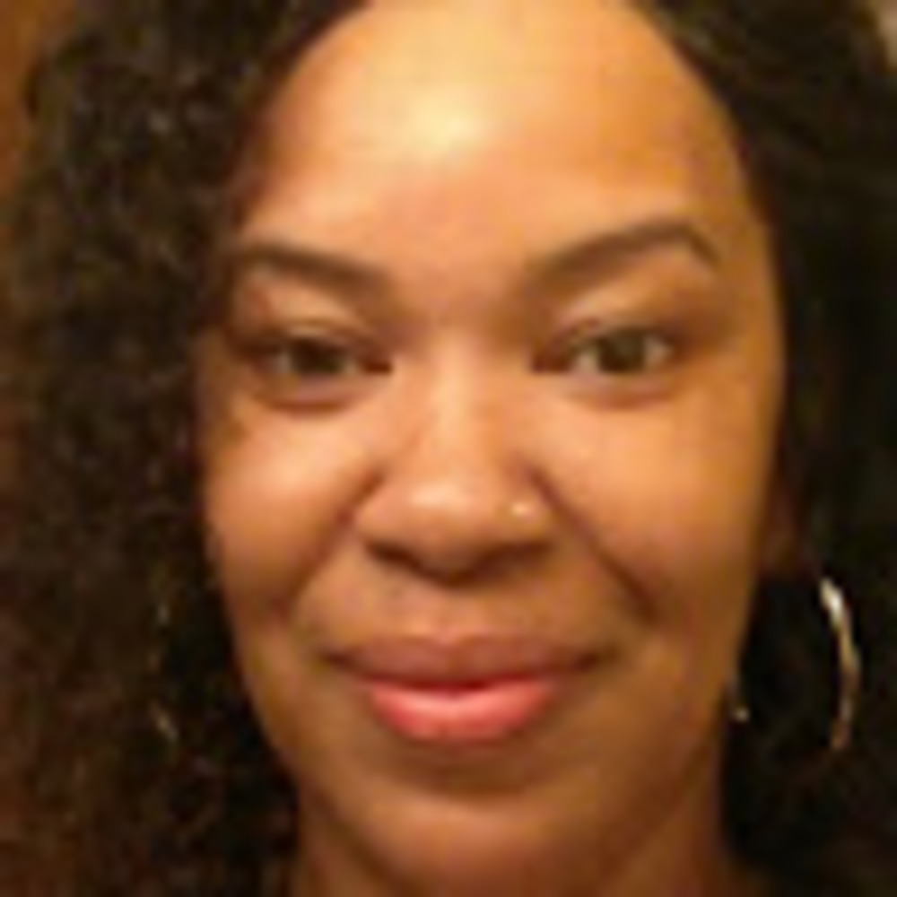 Meet your Posher, Evette
